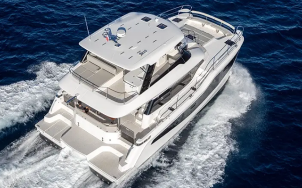 Aquila 46 #24