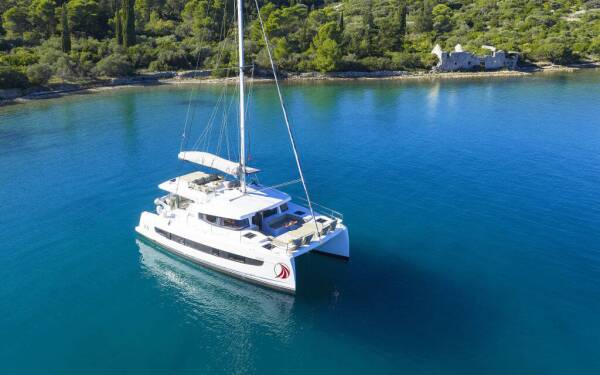 Bali 4.4 Voyager