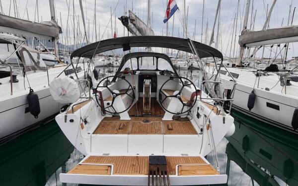 Dehler 38 Redshift