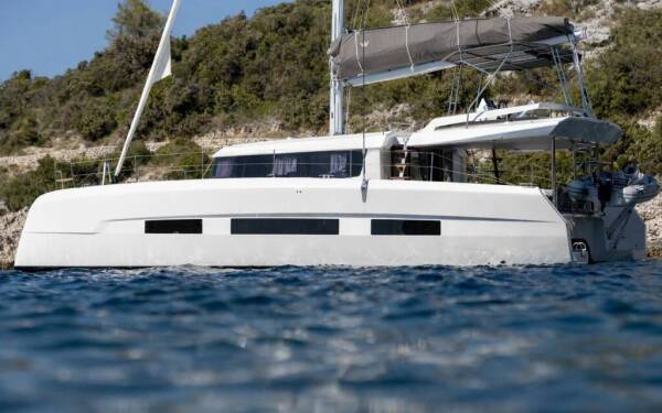Dufour 48 Catamaran Pax
