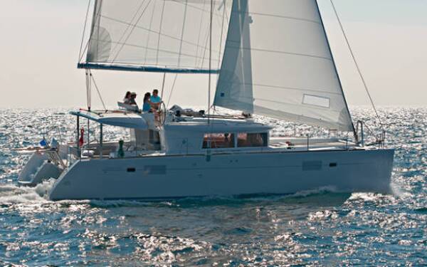 Lagoon 450 F Gin Tonic