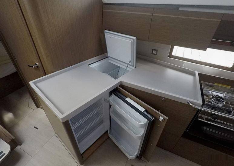 Oceanis 46.1 Enjoyablue